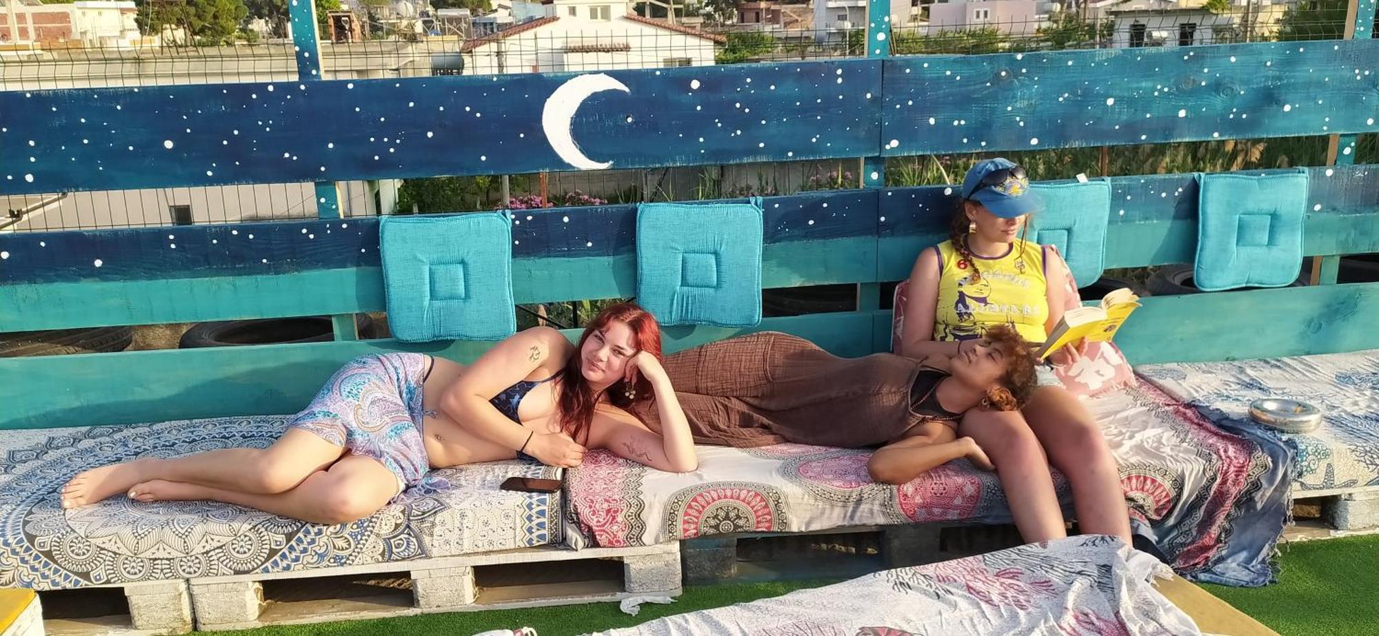 Pinegroove Hostel Vlora Exterior photo